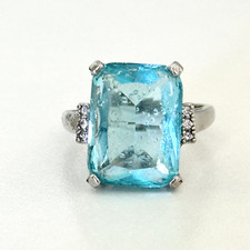 Ladies Light Blue Clear CZ Cubic Zirconia Silver Tone Statement Ring Size 8.5