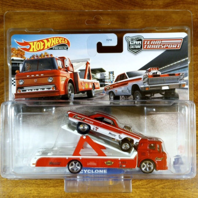 Hot Wheels Premium Car Transport Comet Racing '65 Mercury Cyclone Ford C-800