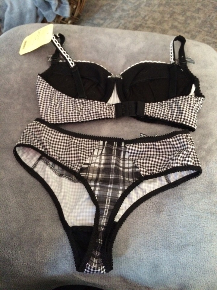Chilirose Set: Bügel-BH Dessous-Set Schwarz BH + String + Riemen (Set