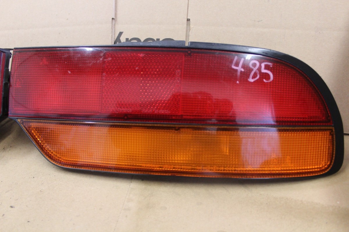 180sx k.t様 Nissan 180SX S13 Right Taillight Assembly, Late Kouki