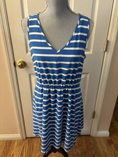 GAP BLUE AND WHITE STRIPED SLEEVELESS DRESS WOMENS SIZE Large W/pockets!!