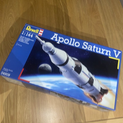 1/144 Revell Saturn V, unmade with all parts in factory sealed box eBay
