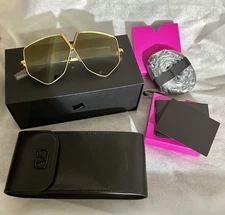 NEW VALENTINO VLS-115B WOMEN OVERSIZED GREEN GOLD SUNGLASSES VALENTINO V-HEXAGON