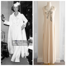 Chanel Haute Couture S/S 1979 Ivory Embellished Bow Evening Gown 2pcs Ensemble