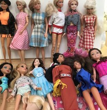 Huge lot of Vintage Barbie Dolls. Mix Dolls.