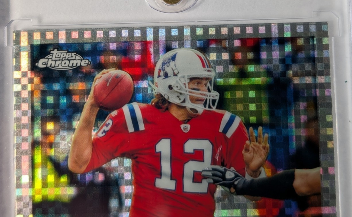 2011 TOPPS CHROME TOM BRADY XFRACTOR ALL PRO #20 COMES IN MAG. CASE READ view 2