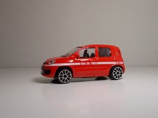 Bburago 01766 FIAT Nuova PANDA "VIGILI DEL FUOCO" - METAL Scala 1:43