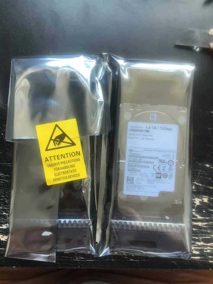 NetApp X343A-R6 1.8T 10K 12Gbps SAS 2.5" HDD Hard Drive 108-00433 DS224C - Image 4 of 4