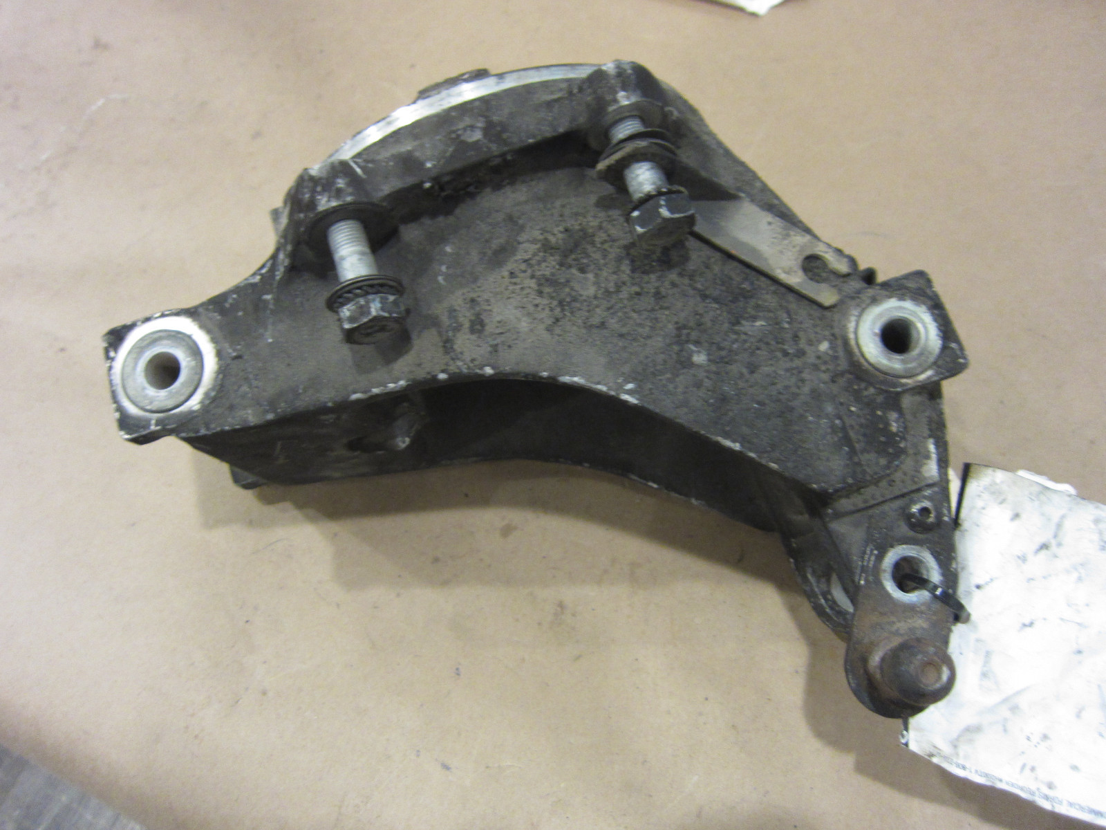 Ferrari 355 LH Left Rear Hub Spindle Steering Knuckle Holder 162939