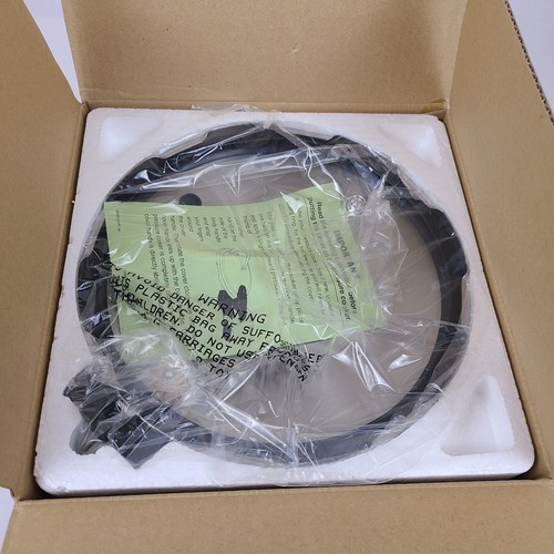 Presto Pressure Cooker 6 qt Stainless Steel 01365 Tri Clad Base Cookware New - Picture 12 of 13