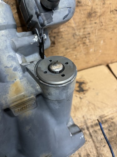 Honda BF90- BF225 4 Stroke Power Trim For Parts Works Needs Seals - Picture 3 of 10