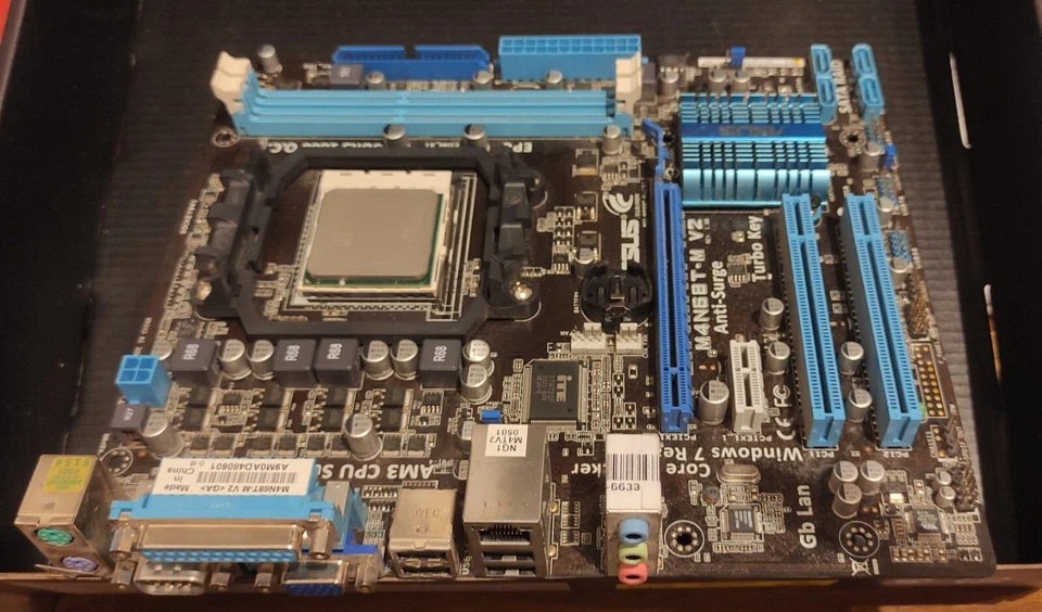 Asus M4N68T-M-V2 + Athlon II X2 250 + 4Gb Ram DDR3 1600 mhz - Imagen 2 de 4