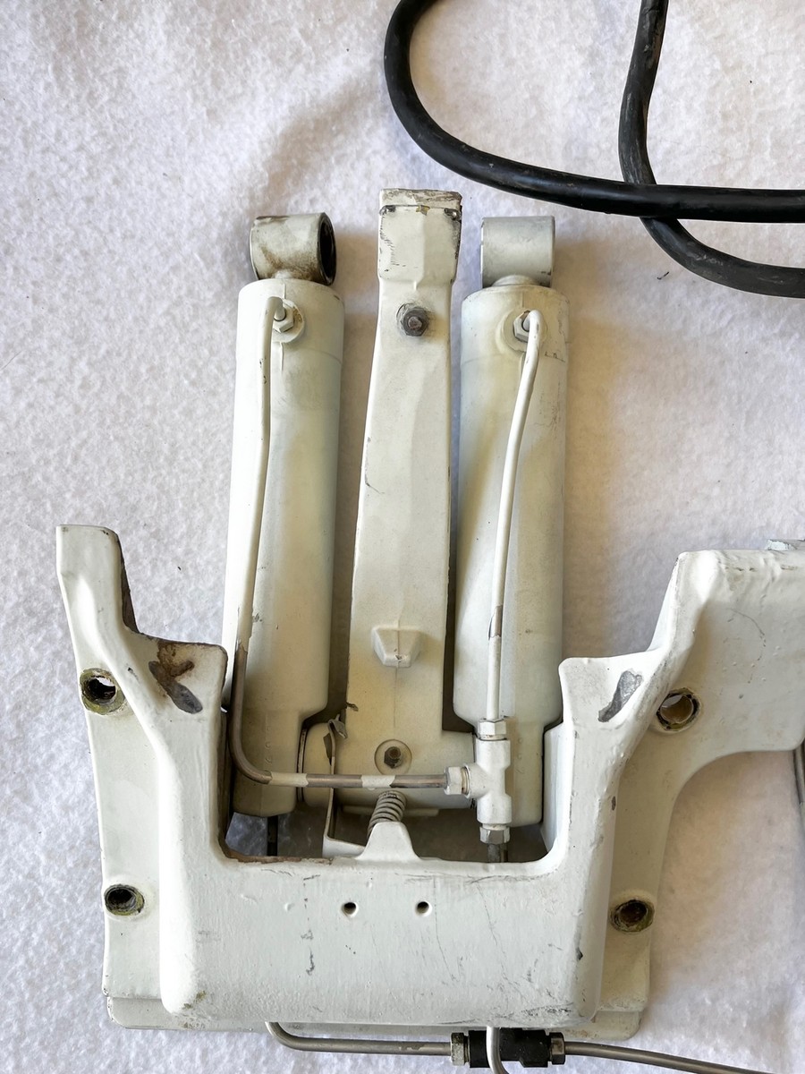 Suzuki Marine DT85 (1980-82) Power Trim Assembly 48500-95510-01J