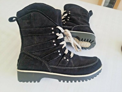 womens sorel hiking boots