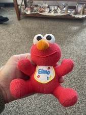 1997 Tyco Jim Henson Productions Sesame Street Elmo w/ Bib 5 Inch Plush