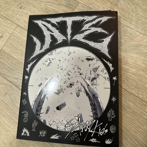 Stray Kids LATZ Album Deluxe with Bonus Tracks Includes SANTANDER GOD'S MENU