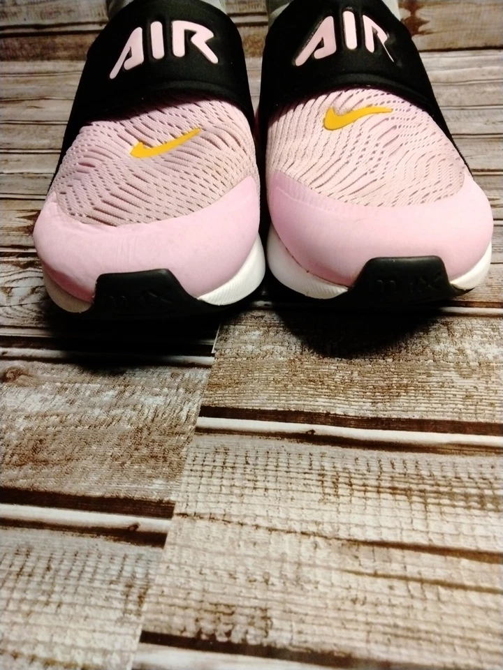 Nike Air Max 270 Zapatos Talla 6Y Ci1108-008 Mujer Rosa y Negro Tenis Foto 2 de 4