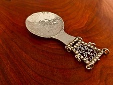 Sandheim Brothers English Sterling Silver Arts & Crafts Caddy Spoon, London 1919