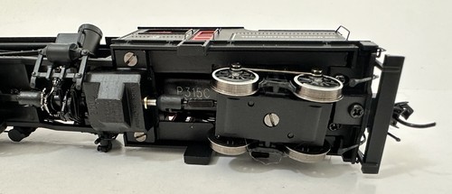 Rivarossi HO Scale HR2882 Heisler Steam Loco 2 Truck The Curtiss Lumber Co. #2 - Picture 6 of 7