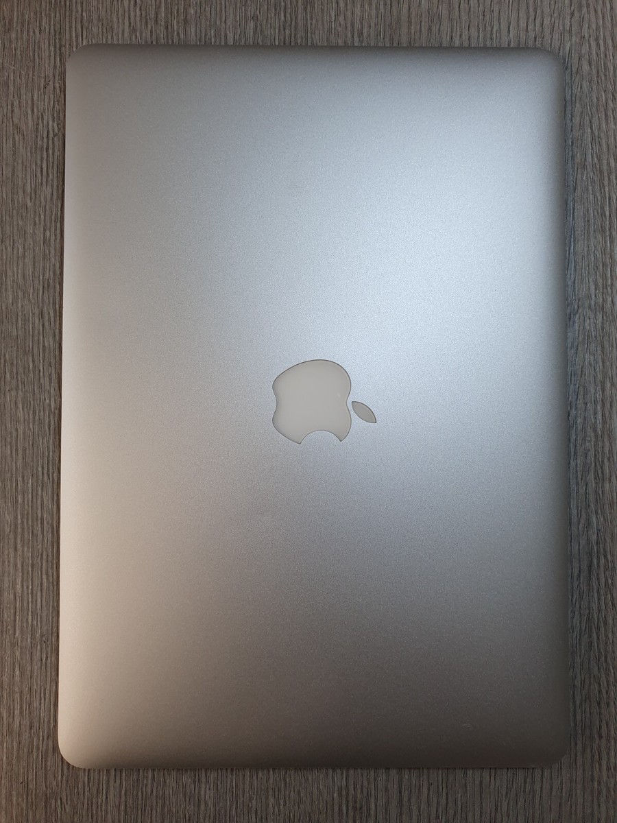 A1466 Apple MacBook Air 13