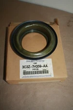 Ford 3C3Z-7H359-AA DIRECT CLUTCH RELEASE PISTON. 2003-2005 ECONOLINE FORD TRUCK