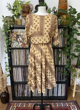 Vintage 1980s Beige Glitter Batwing Dress