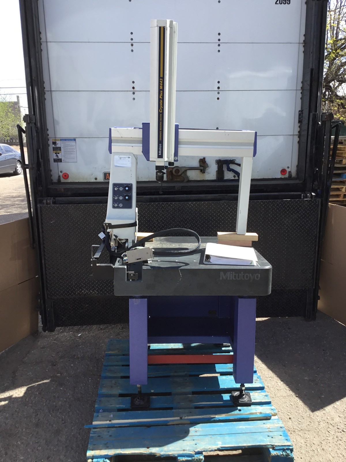 Mitutoyo Crysta-Plus M443 CMM Coordinate Measuring Machine w/MH20i FOR PARTS