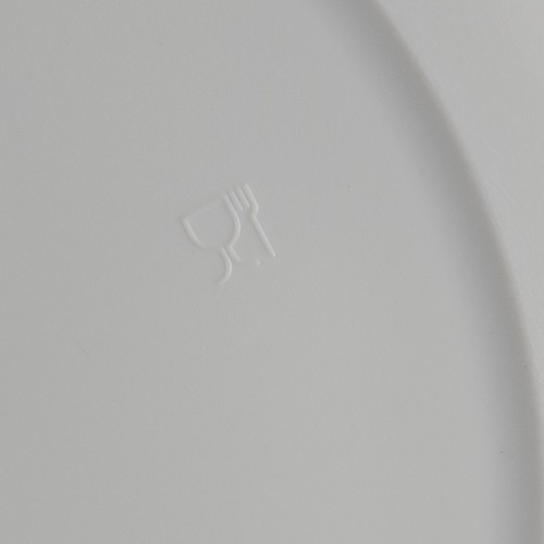 Tupperware Metallic Gold-Lined Bowl w/White Lid 14.5C/3.5L - Picture 6 of 6