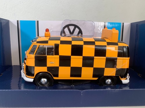 RARE MOTORMAX 1:24 VW T1 DELIVERY VAN AIRPORT RUNWAY - 79572 - Picture 9 of 11