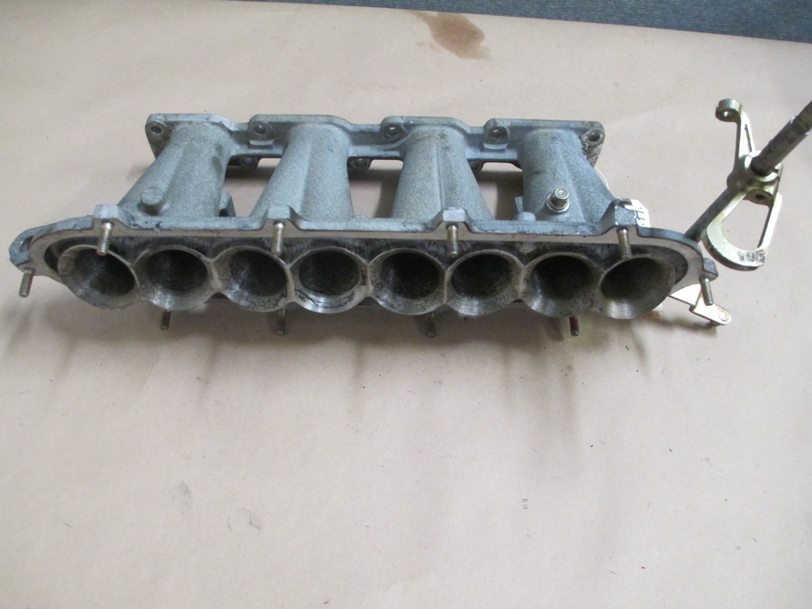 Ferrari 348, Mondial - LH Air Intake / Suction Manifold # 114509