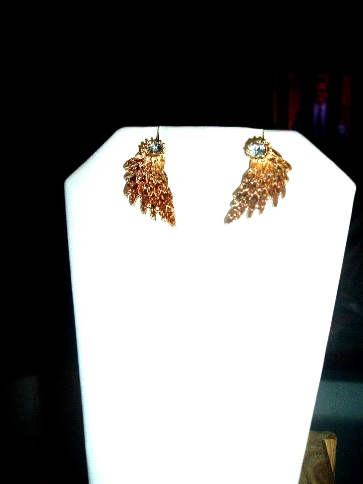 Золото съемный кристалл украшенный крылья ангела Betsey Johnson пирсинг серьги - Изображение 3 из 4