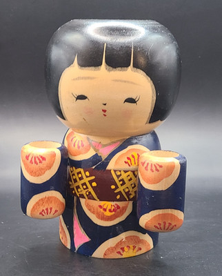 Vintage Kokeshi Doll Torao Hosaka Award-Winning Girl in Kimono