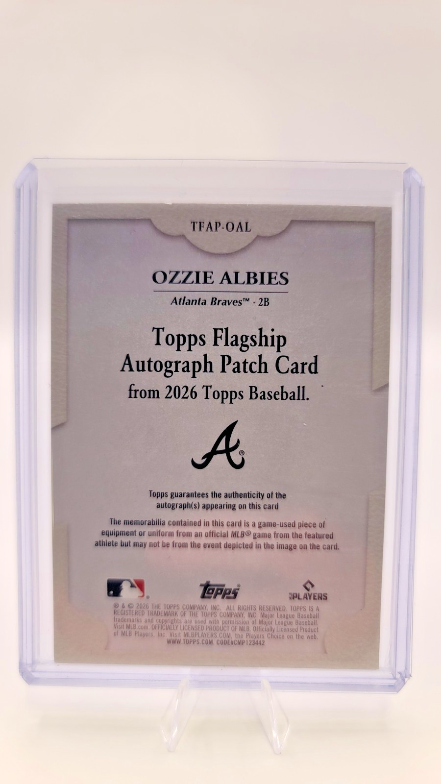 2026 Topps Series 1 #TFAP-OAL Ozzie Albies Flagship Patch Auto 28/50 Braves view 2