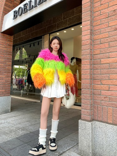 Cappotto corto invernale donna pelliccia mongola tibet pecora pelliccia sintetica colorblock giacca - Foto 12 di 20