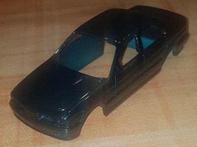 NEO Scale Models 1/43 BMW M5 E34 in dunkelgrünmetallic ArtNr. 49581 nur Karosse