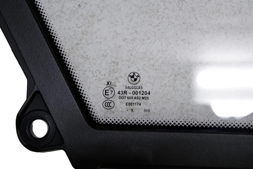 Conjunto de vidrio ventana partición trasera BMW i8 I12 cupé 7393243 2014-2020 OEM Foto 2 de 4