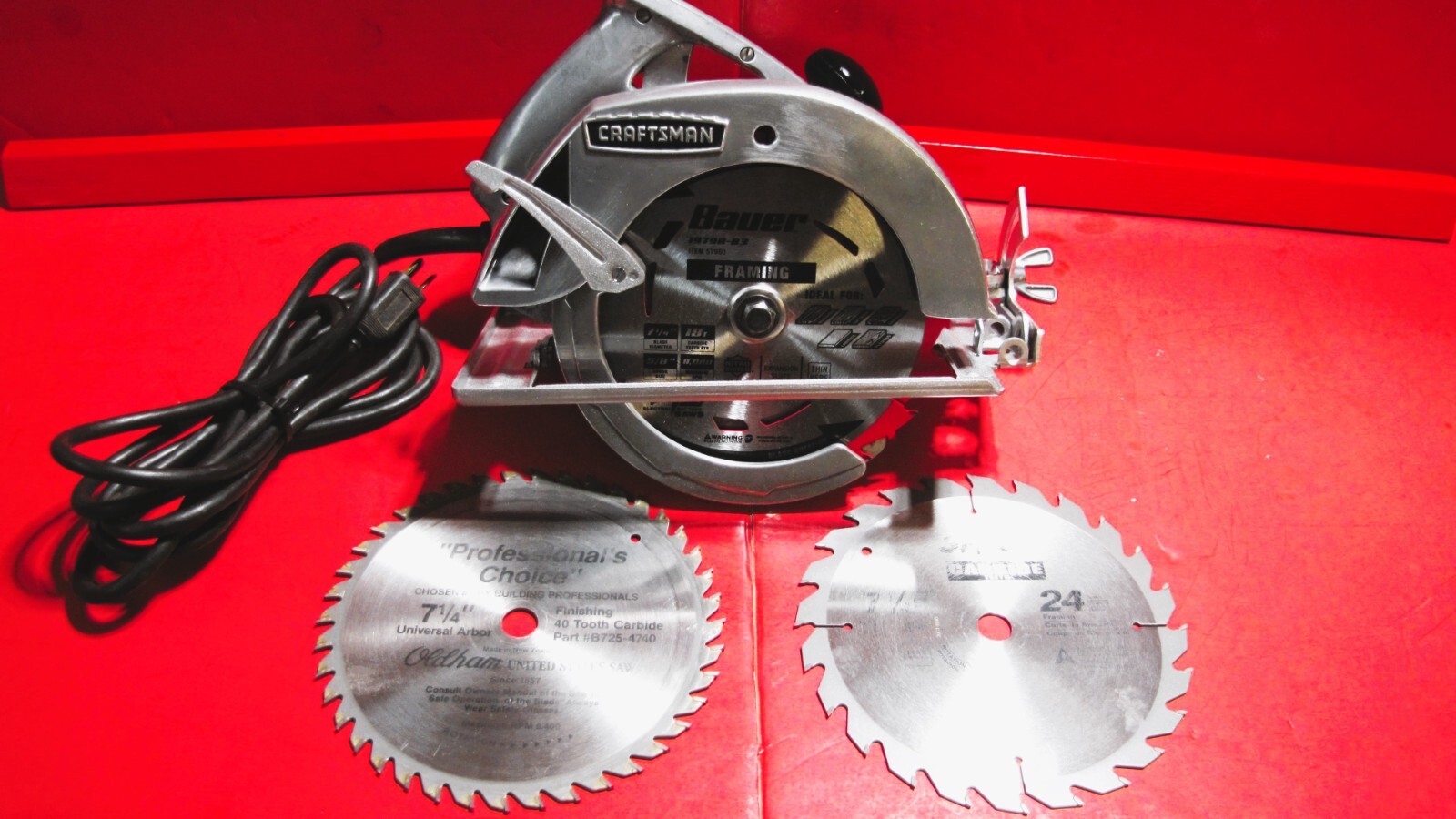 VINTAGE CRAFTSMAN CIRCULAR SAW MODEL 315.27780 CIRCA. 1960s