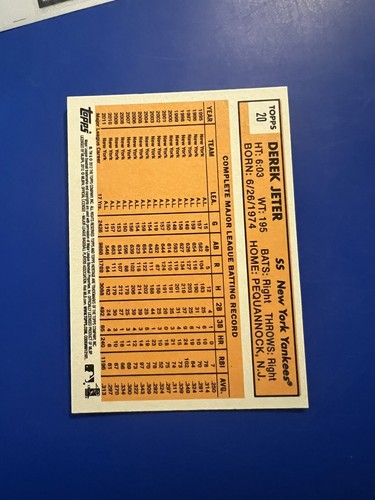 2012 TOPPS HERITAGE DEREK JETER #20 YANKEES - Picture 2 of 2