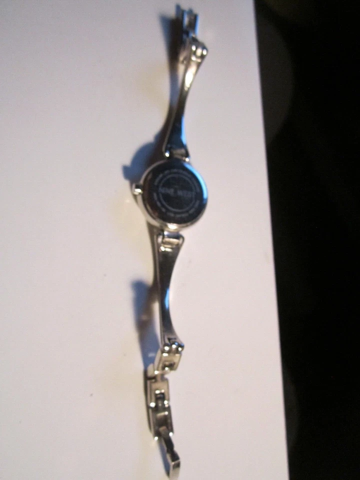 NINE WEST STERLING SILVER WATCH RUNS GREAT 6" LONG - CASE/BAND STERLING TK-4 - Image 3 of 3