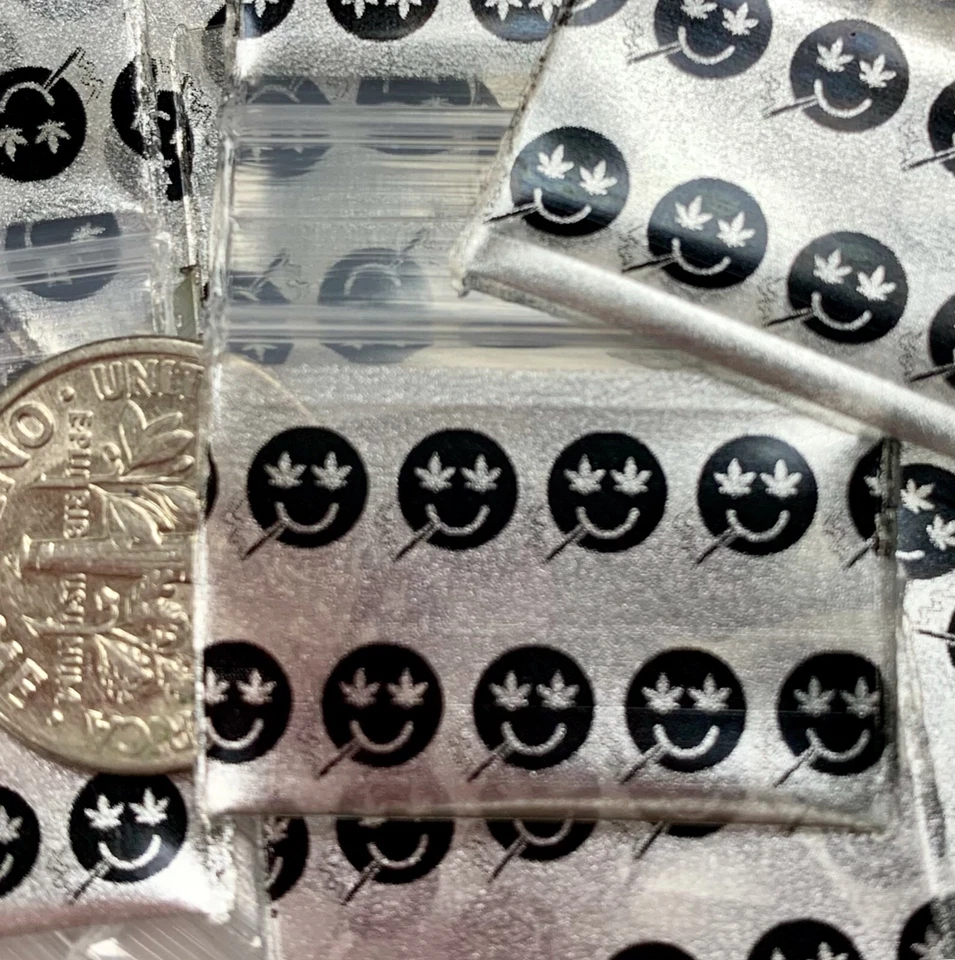 BaggiesSince1987 - 1034 ZipSeal BAGS 25 DESIGN MIX 1000PCS Metallic, 👀Details🔽 - Image 3 of 4