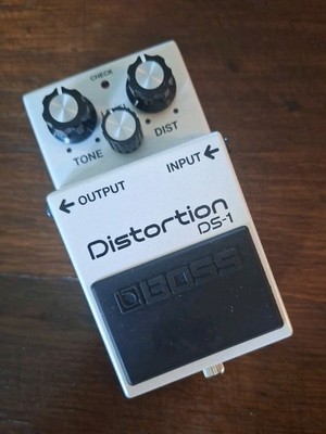 BOSS DS-1 WH Distortion Pedal Guitar Effect * Limited Edition WHITE