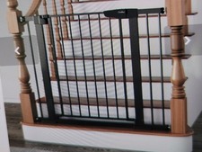 Cumbor 29.7-40.6" Baby Gate for Stairs Black
