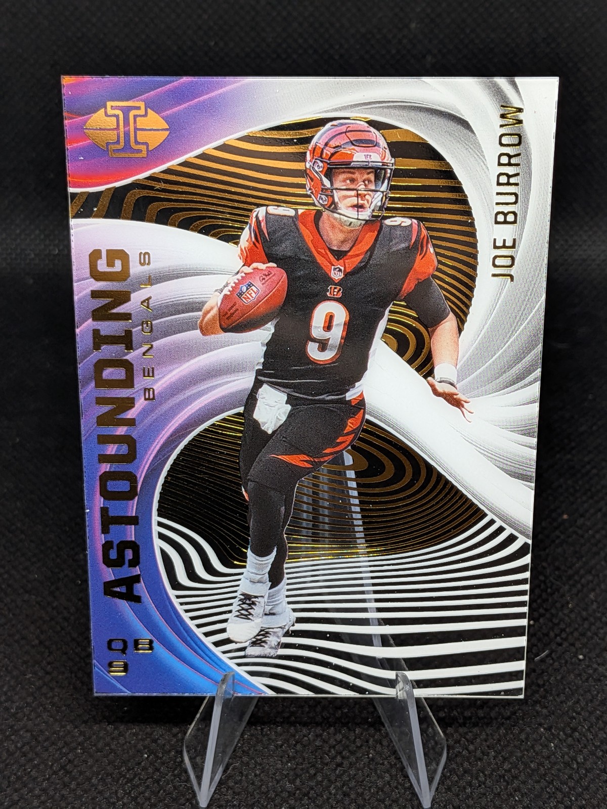2020 Panini Illusions - Astounding Joe Burrow #A1 (RC)