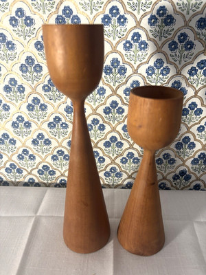 Mid Century Danish Style Holz Kerzenständer X 2 Holzmaserung Finish