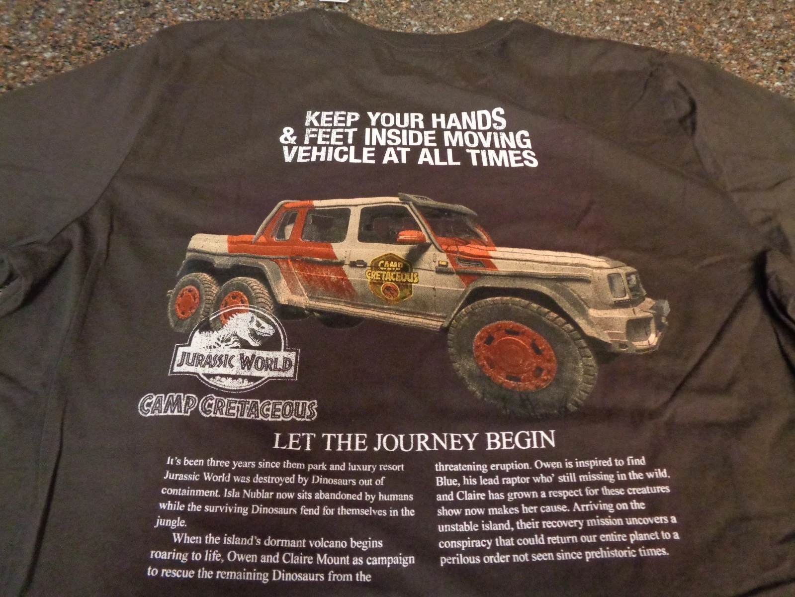 Jurassic Park World Camp Cretaceous Large T-shirt Charcoal Gray Double Sided NWT