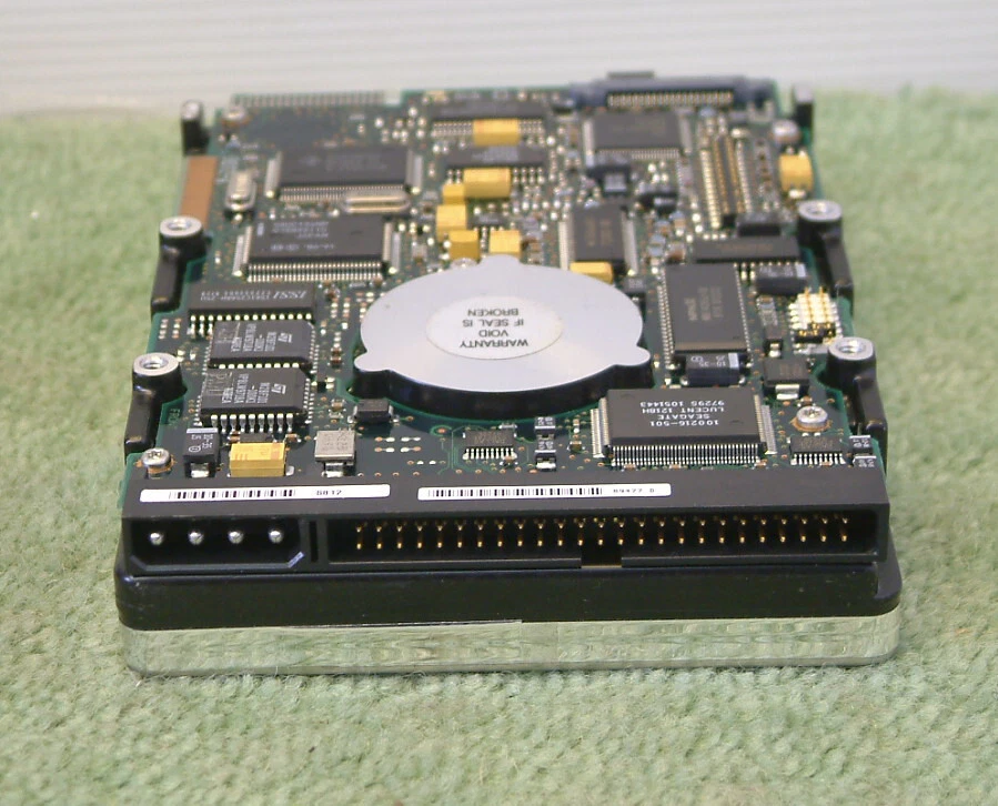 Vintage Seagate Barracuda ST32272N 2.1GB 7200RPM 50 Pin SCSI 3.5" Hard Drive HDD - Image 2 of 2