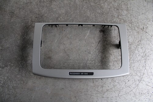 VW Passat 3C B6 1,8TSI 118kW Abdeckung Blende Zierleiste Radio 3C0858069AE