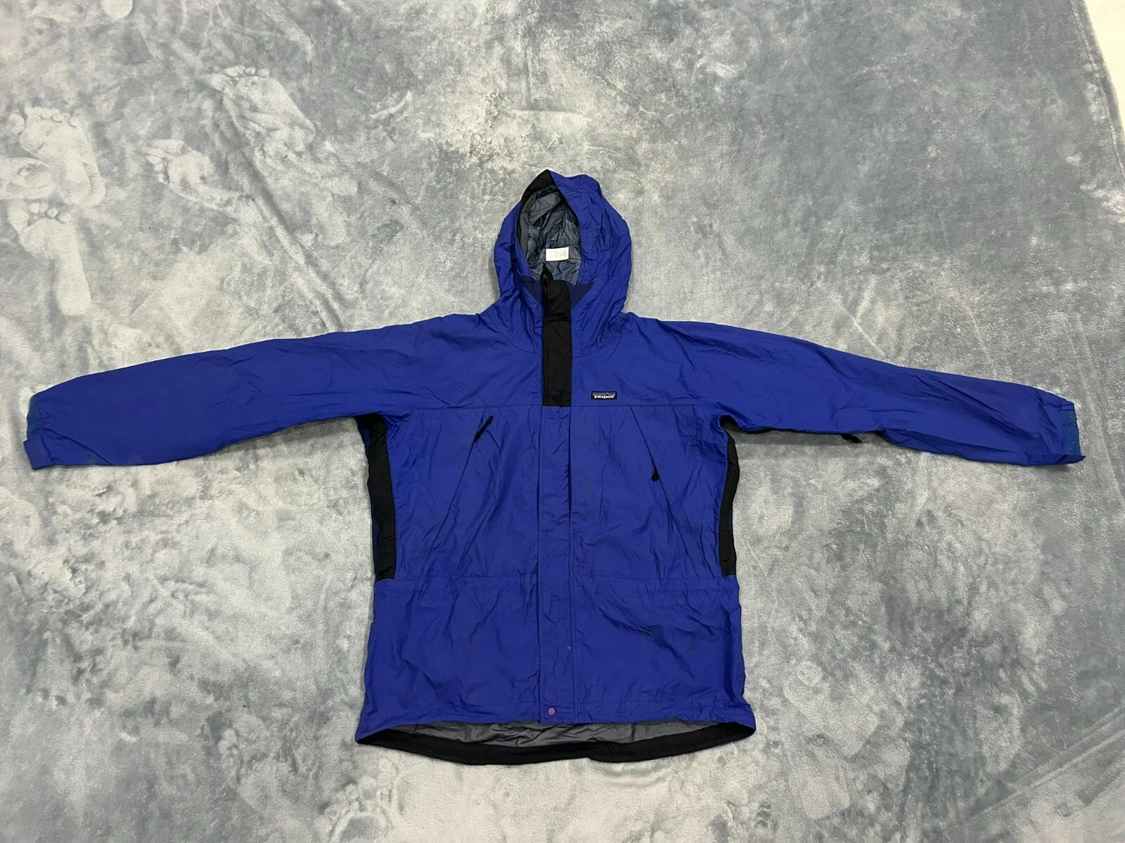 patagonia vintage triolet waterproof hooded full zip jacket