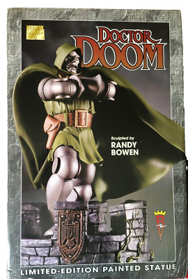 DOCTOR DOOM DR STATUE BOWEN DESIGNS RANDY FF 964/5000 MARVEL BOXED 14'' 2000