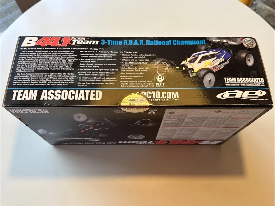 NIB Team Associated RC10 B44.1 4WD Factory Team 1/10 Buggy Kit NEW - Image 3 of 4